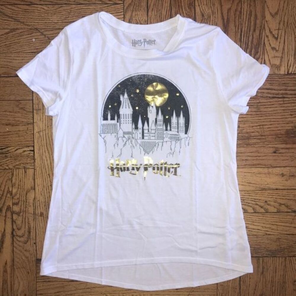 White Harry Potter Hogwarts Castle T-Shirt with Gold Details Women Large Wizard